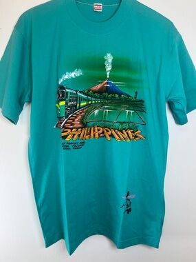 Vintage Dibuho Hand Painted Philippines Mayon Volcano T- Shirt Unisex Size L/XL